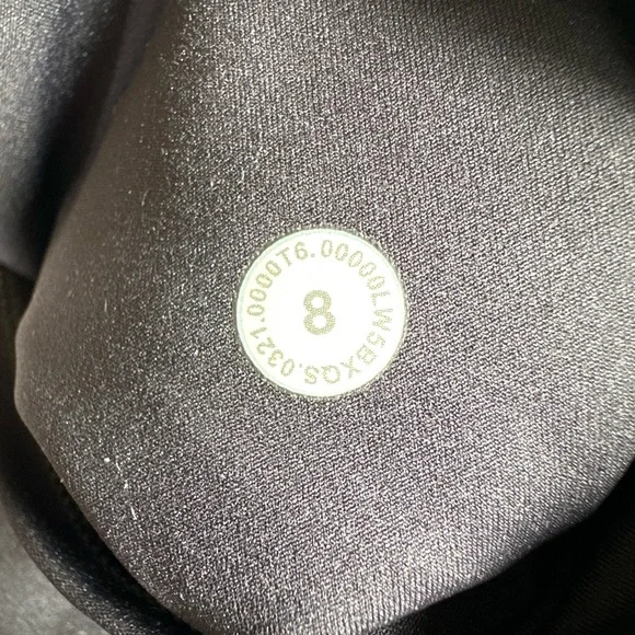 Lululemon Fast & Free 7/8 Tight Black 8 - Picture 9 of 10